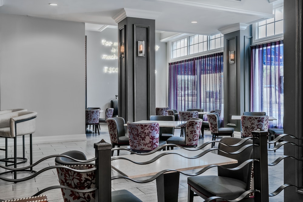 hotel indigo dallas downtown by ihg