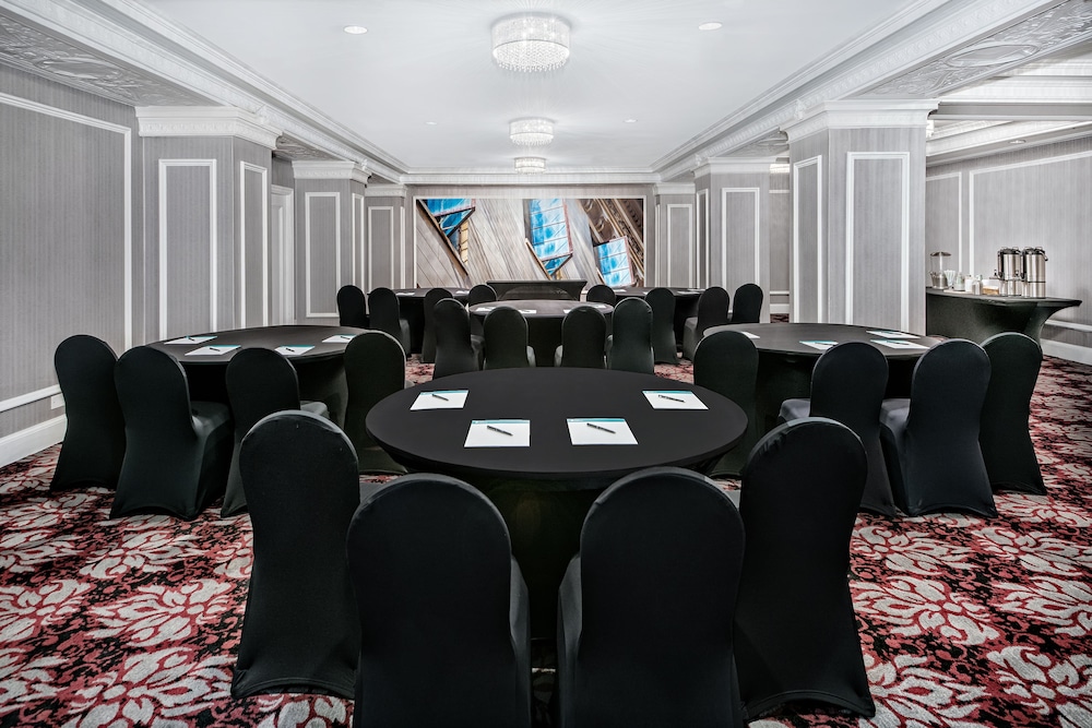 hotel indigo dallas downtown by ihg