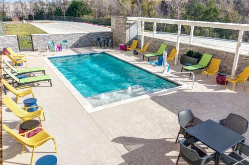 home2 suites dallas i 30 cockrell hill