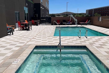 wingate by wyndham kingman