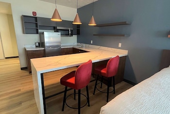 hawthorn extended stay by wyndham kingman