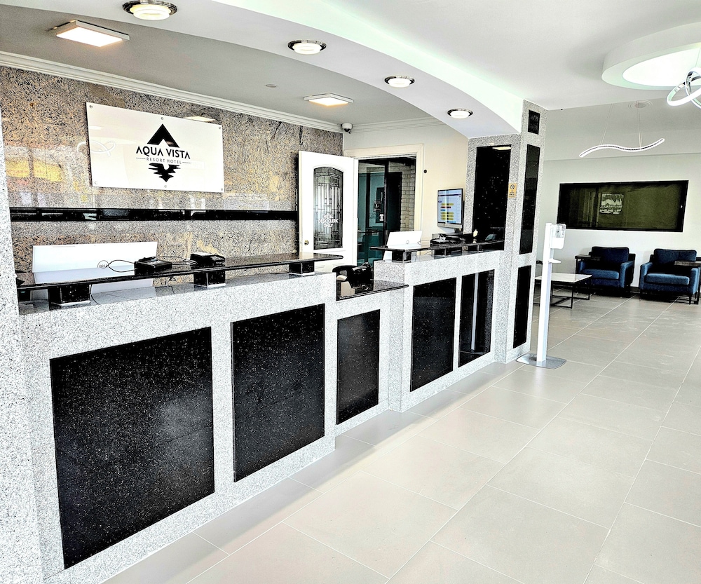 aqua vista resort hotel