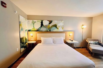 wyndham garden louisville east