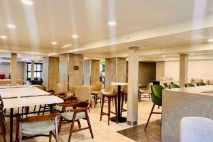 wyndham garden louisville east