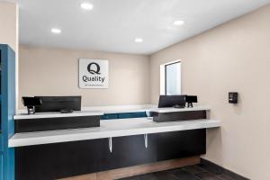 quality inn and suites port lavaca near lighthouse beach