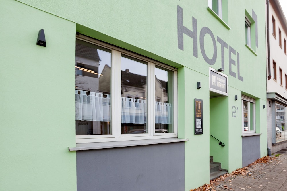 tm hotel dortmund airport