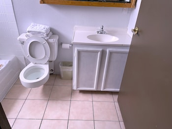 Royal A Motel,,2 star