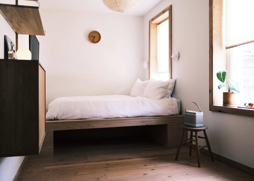 guesthouse by good neighbor