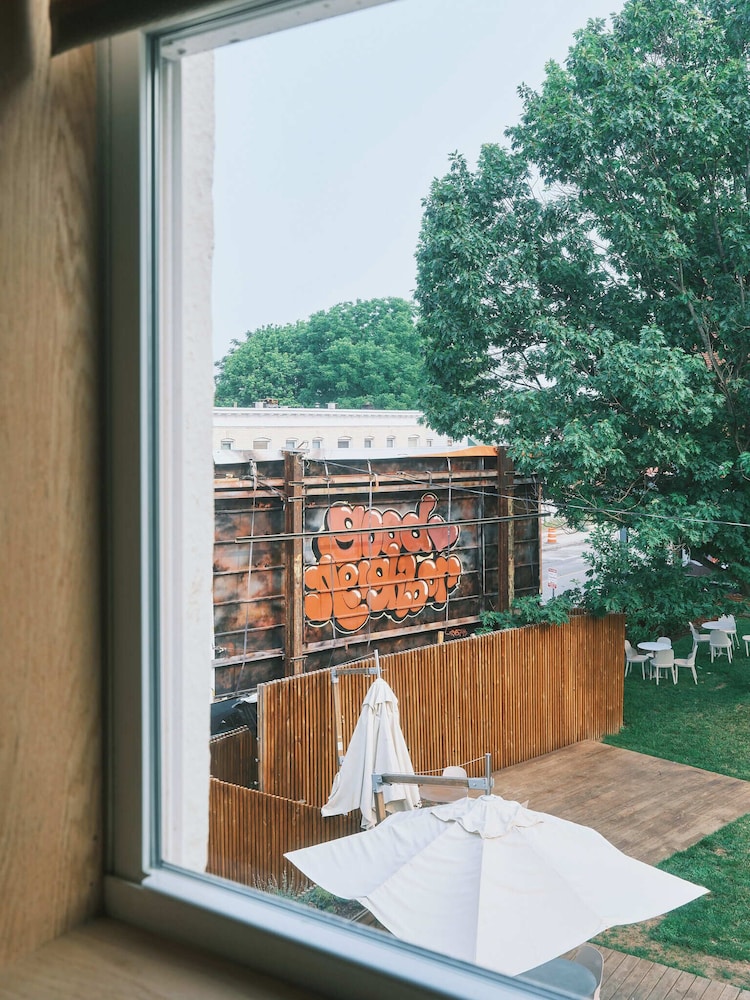 guesthouse by good neighbor