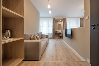karoly boutique suites best location by bqa