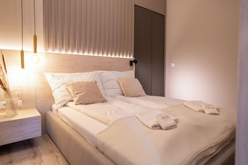 karoly boutique suites best location by bqa