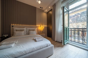 karoly boutique suites best location by bqa