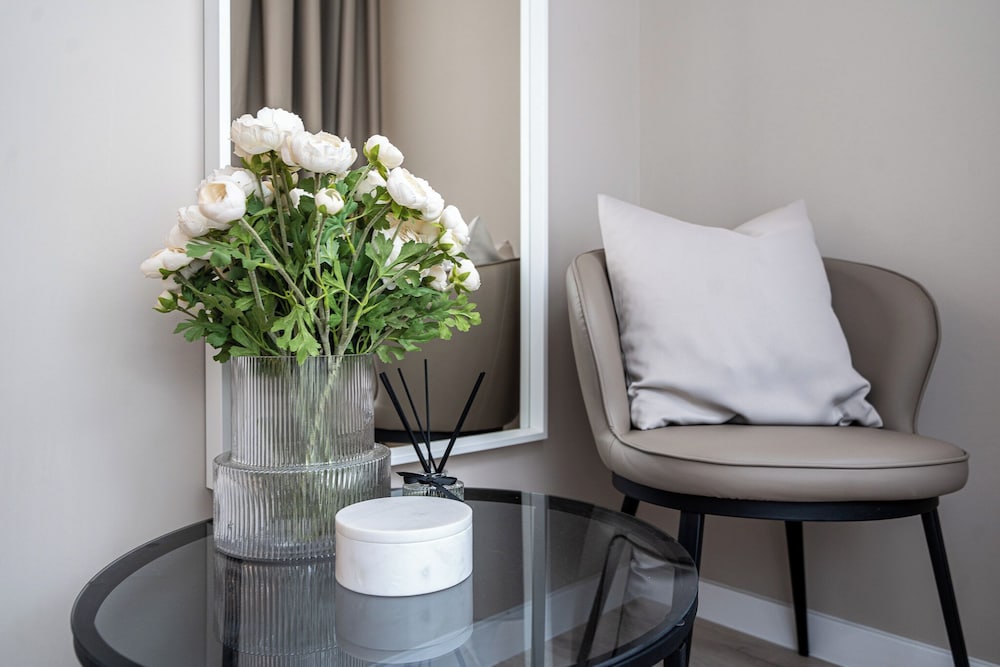 karoly boutique suites best location by bqa