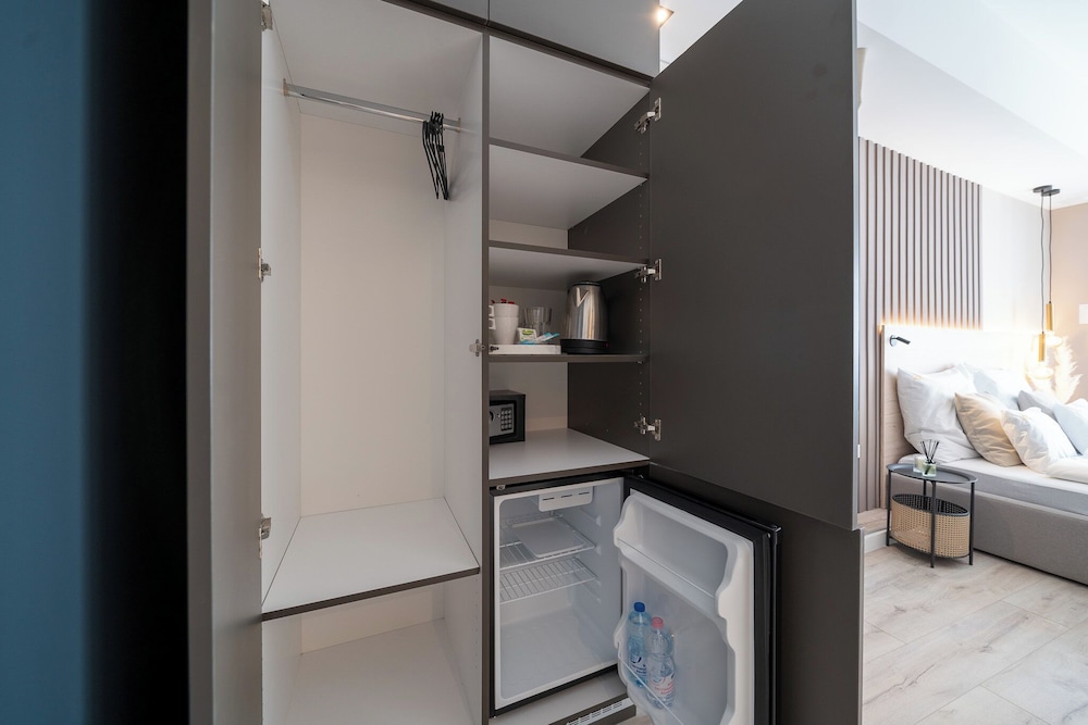 karoly boutique suites best location by bqa