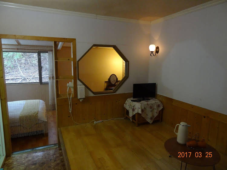 shan shui yuan vege guest house