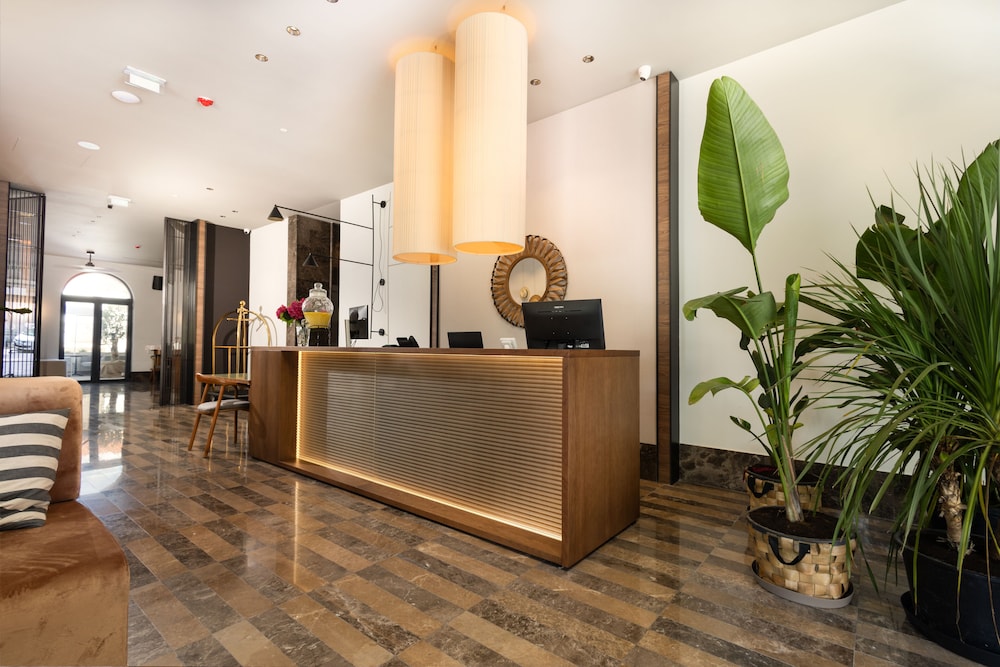 infinity hotel and more