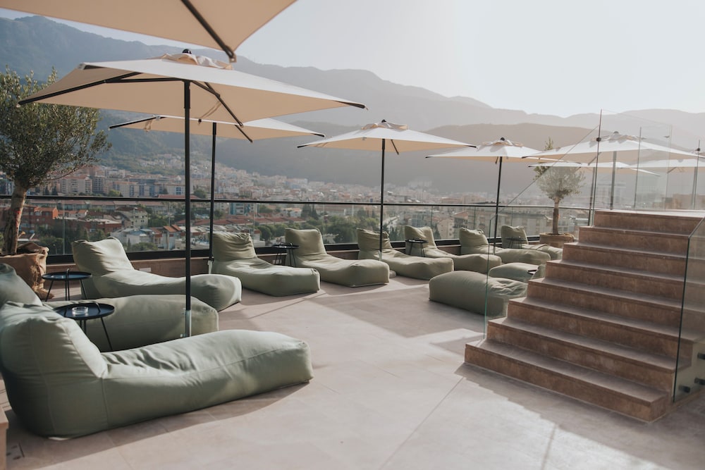 infinity hotel and more