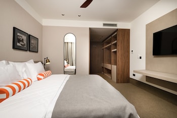 infinity hotel and more