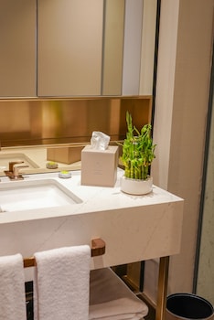 merit starlit hotel casino and spa