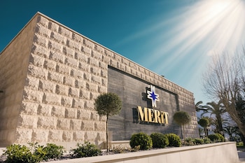 Merit Starlit Hotel Casino & Spa,,5 star