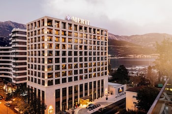 merit starlit hotel casino and spa