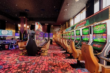 merit starlit hotel casino and spa