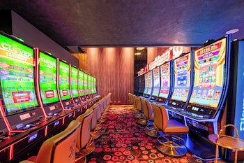 merit starlit hotel casino and spa