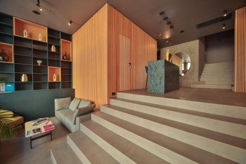 boutique hotel shell