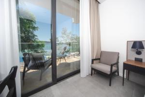 boutique hotel shell