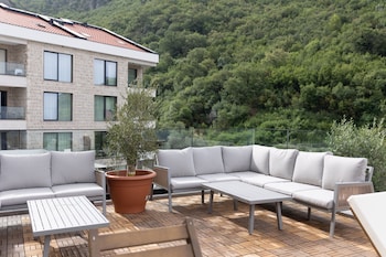 resort regent budva