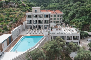 resort regent budva