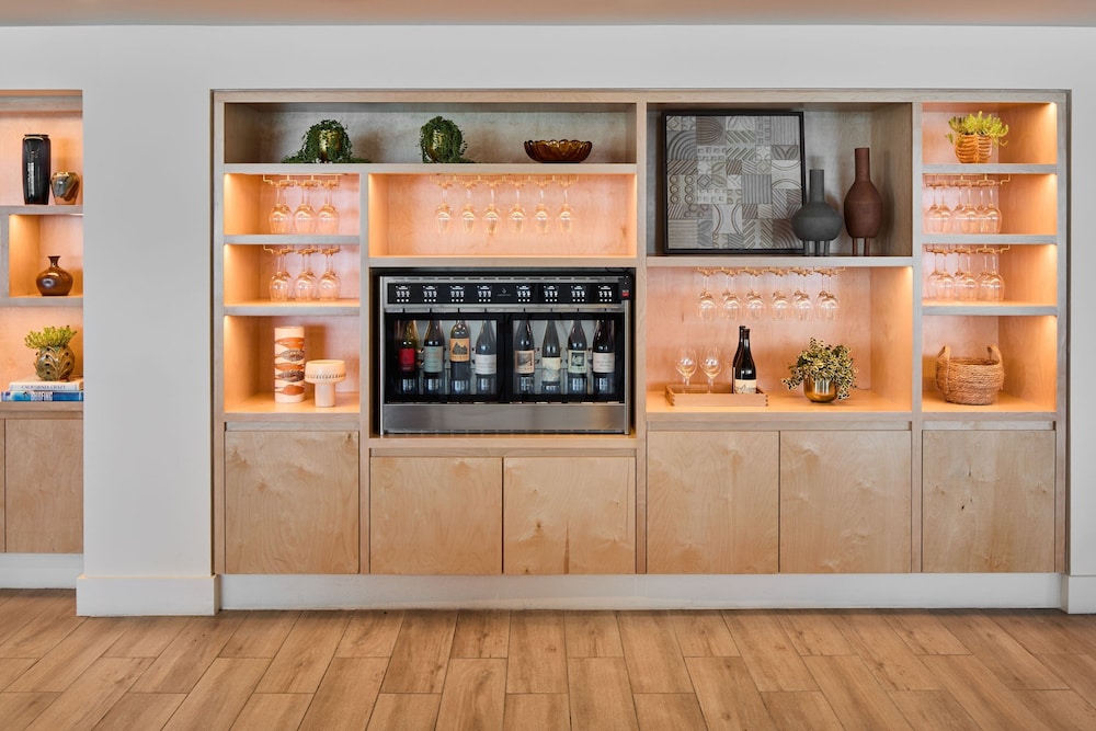 monterey beach hotel a tribute portfolio hotel