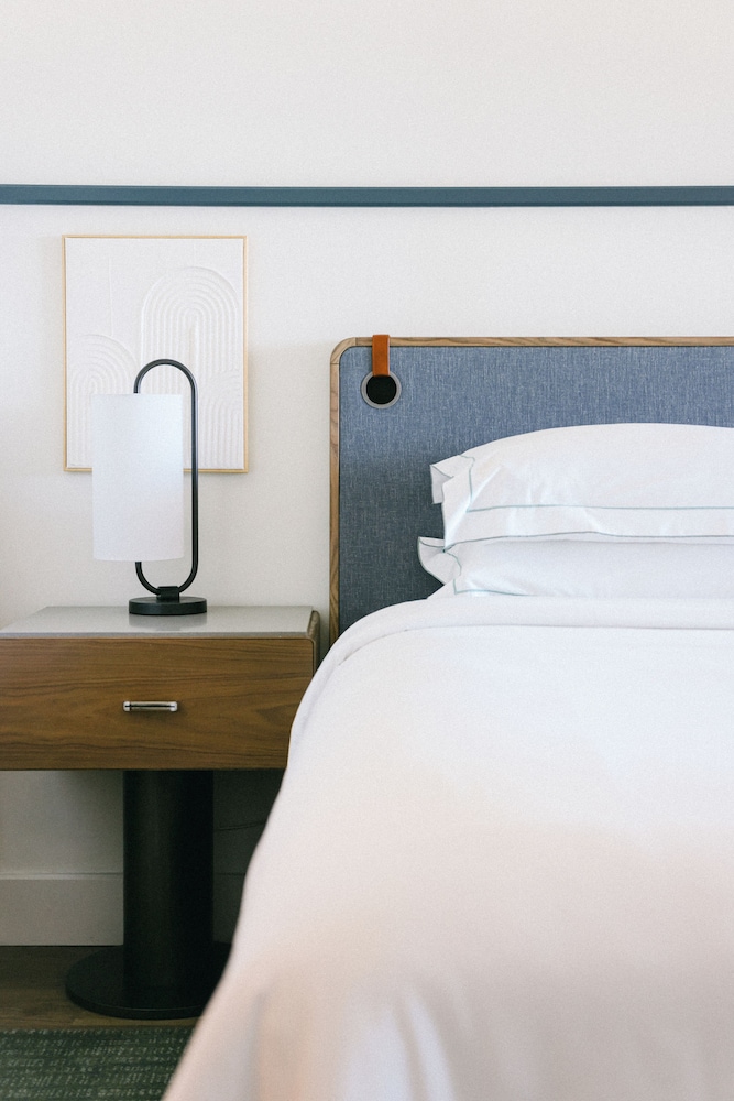 monterey beach hotel a tribute portfolio hotel