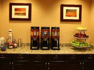 hampton inn and suites phoenix chandler fashion center az