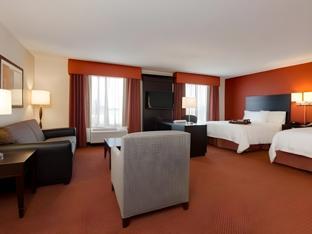 hampton inn and suites phoenix chandler fashion center az