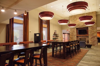 hampton inn and suites phoenix chandler fashion center az