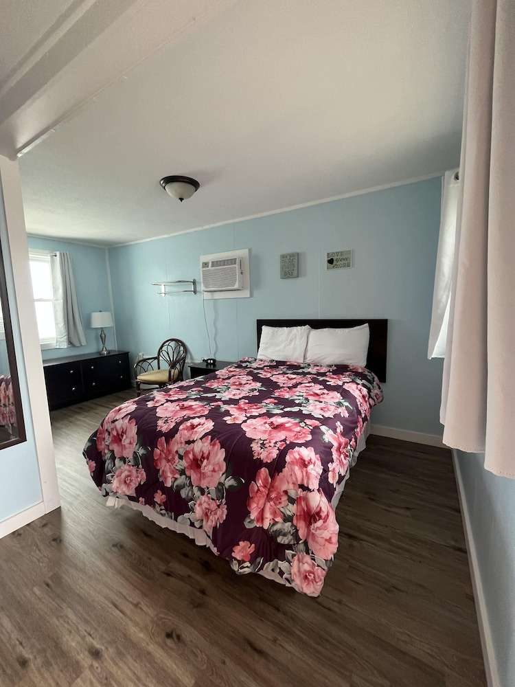petes lakefront motel