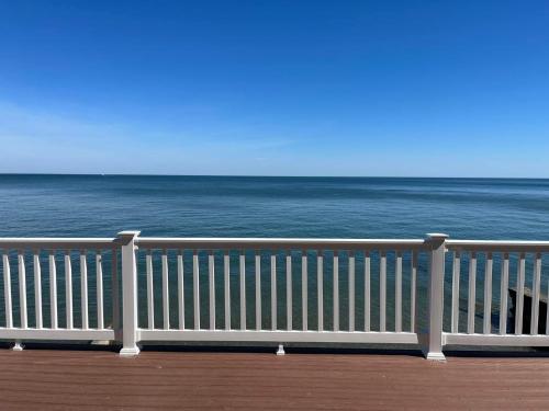 petes lakefront motel