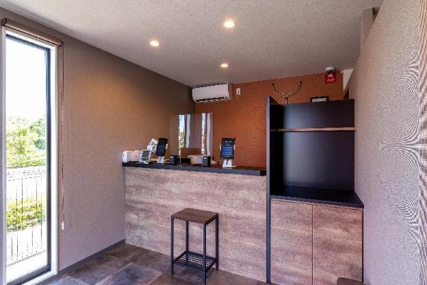 hotel r9 the yard yanai