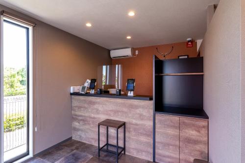 hotel r9 the yard yanai