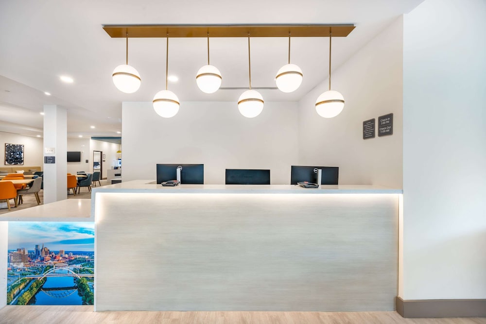 comfort inn and suites