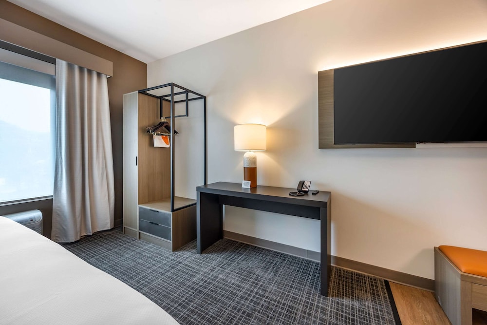 comfort inn and suites