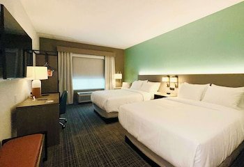 comfort inn and suites