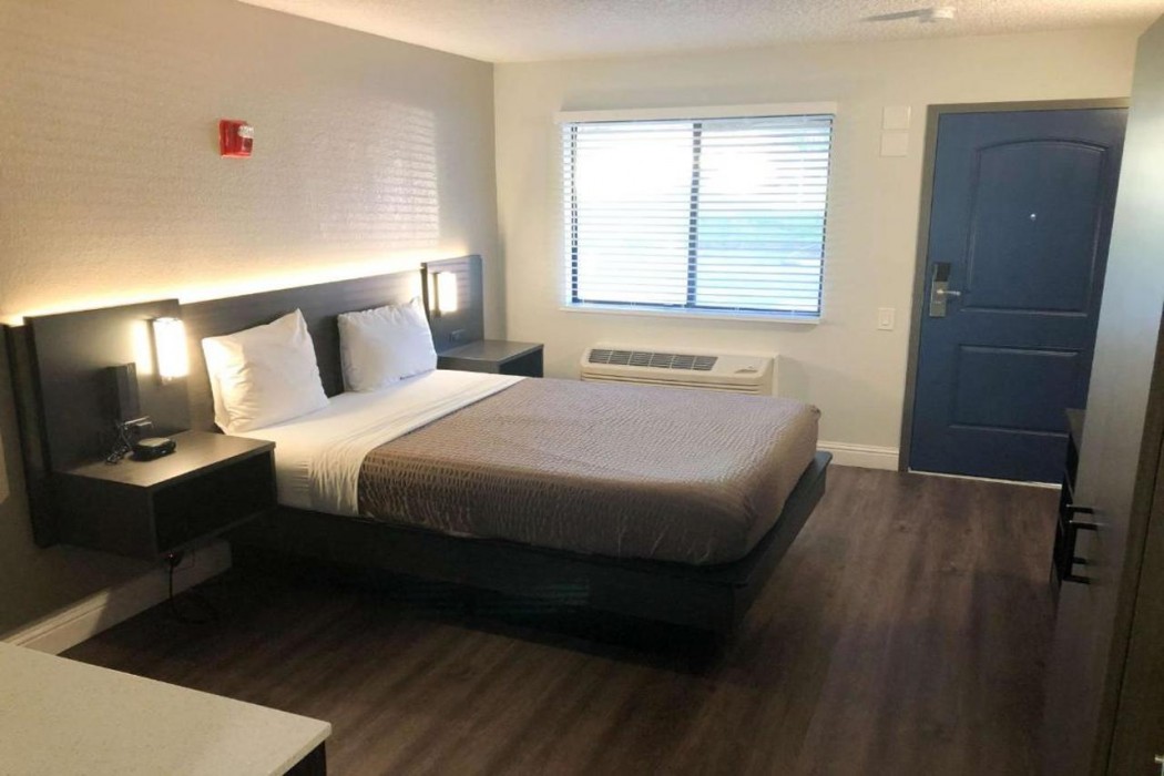 Motel 6 Sacramento, Ca - Natomas & Smf Airport,,2 star