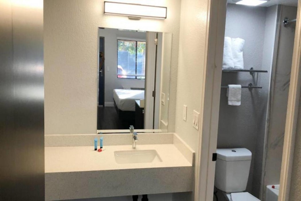 Motel 6 Sacramento, Ca - Natomas & Smf Airport,,2 star