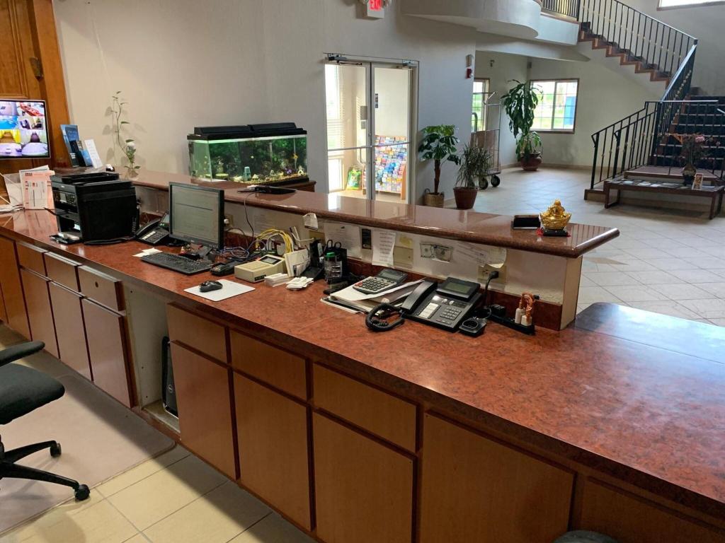 baymont by wyndham texas city