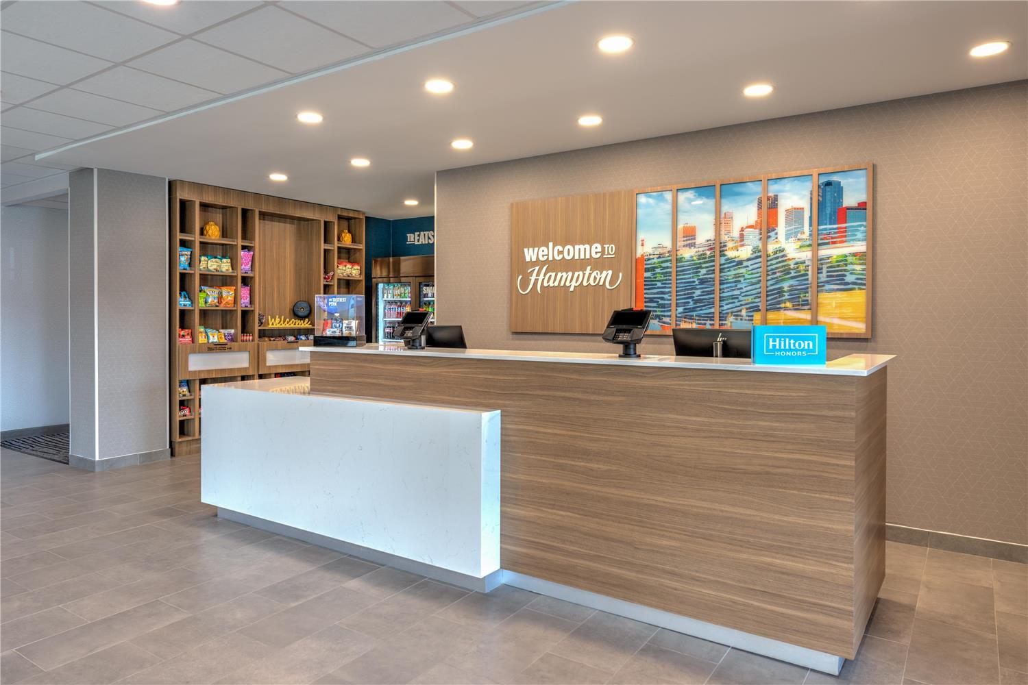 hampton inn and suites little rock airport