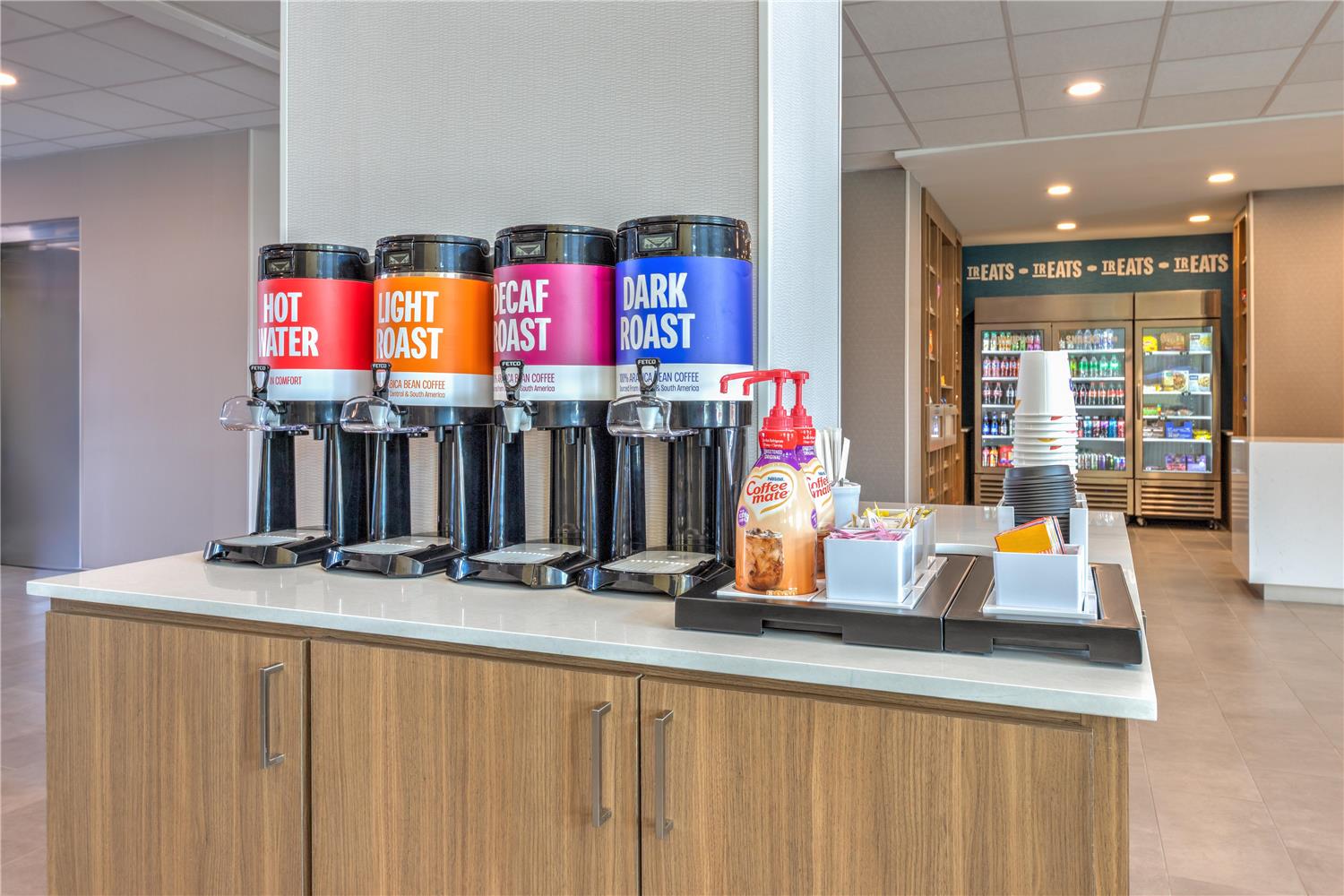 hampton inn and suites little rock airport