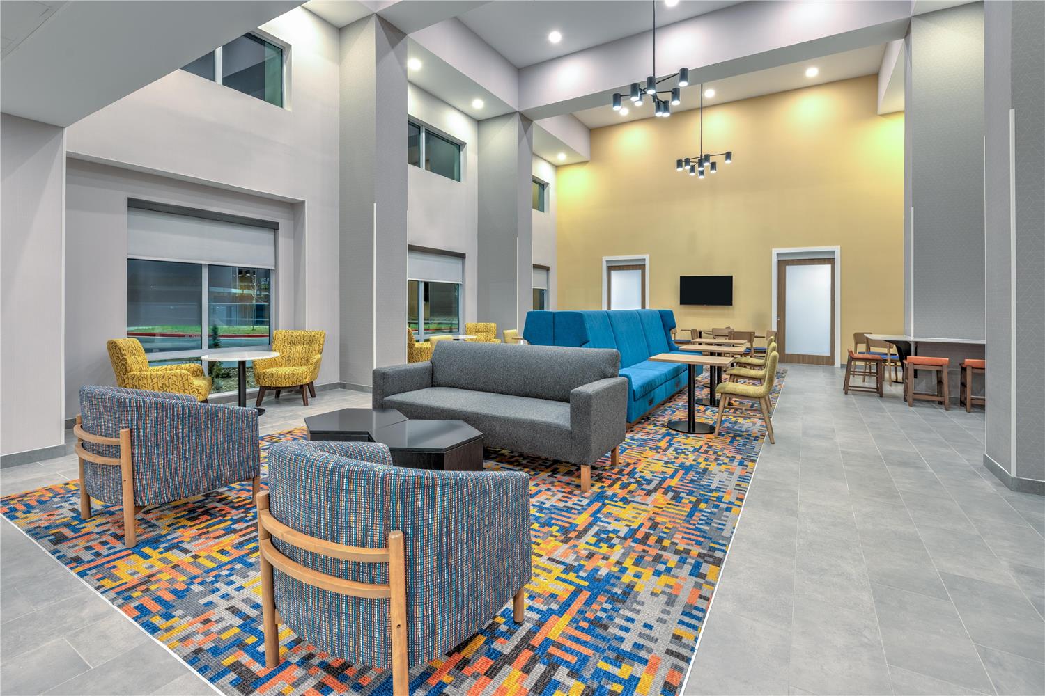 hampton inn and suites little rock airport