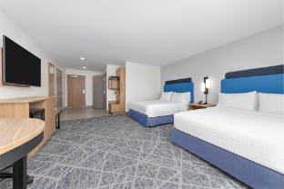 hampton inn and suites little rock airport